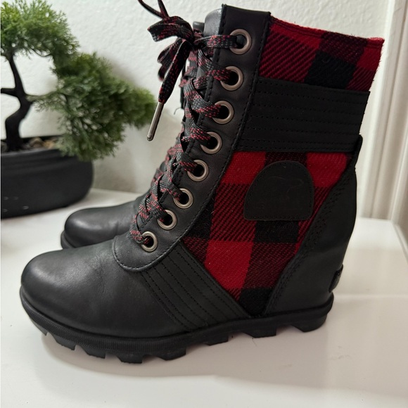 Sorel Black and Red Lace-Up Wedge Boots - Picture 4 of 6